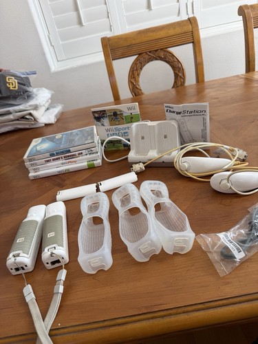 Nintendo wii controller bundle - nintendo,