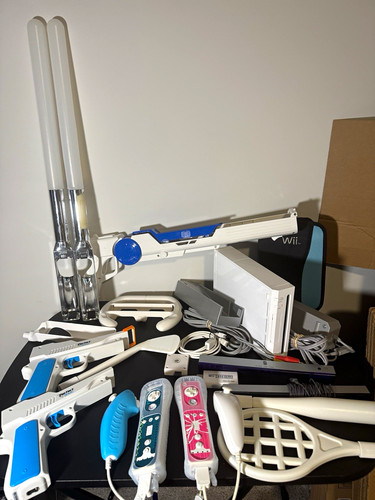 Nintendo wii console bundle - nintendo,